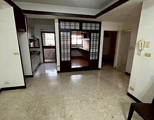 💖和平國小3房華廈出租💖可養寵物.有汽車位 - Image 2