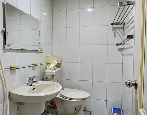 捷運板橋站出租套房~步行一分鐘!鄰文化路一段.新板特區 - Image 8