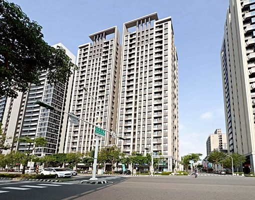 (租)愛上北區遠雄新源邸面公園美宅(2房空間) - Image 2