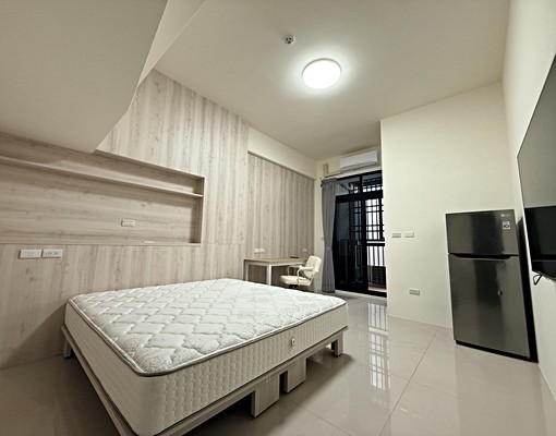 正市區大同路社區管理全新套房|獨立陽台|獨立洗衣機|限女性 - Image 1