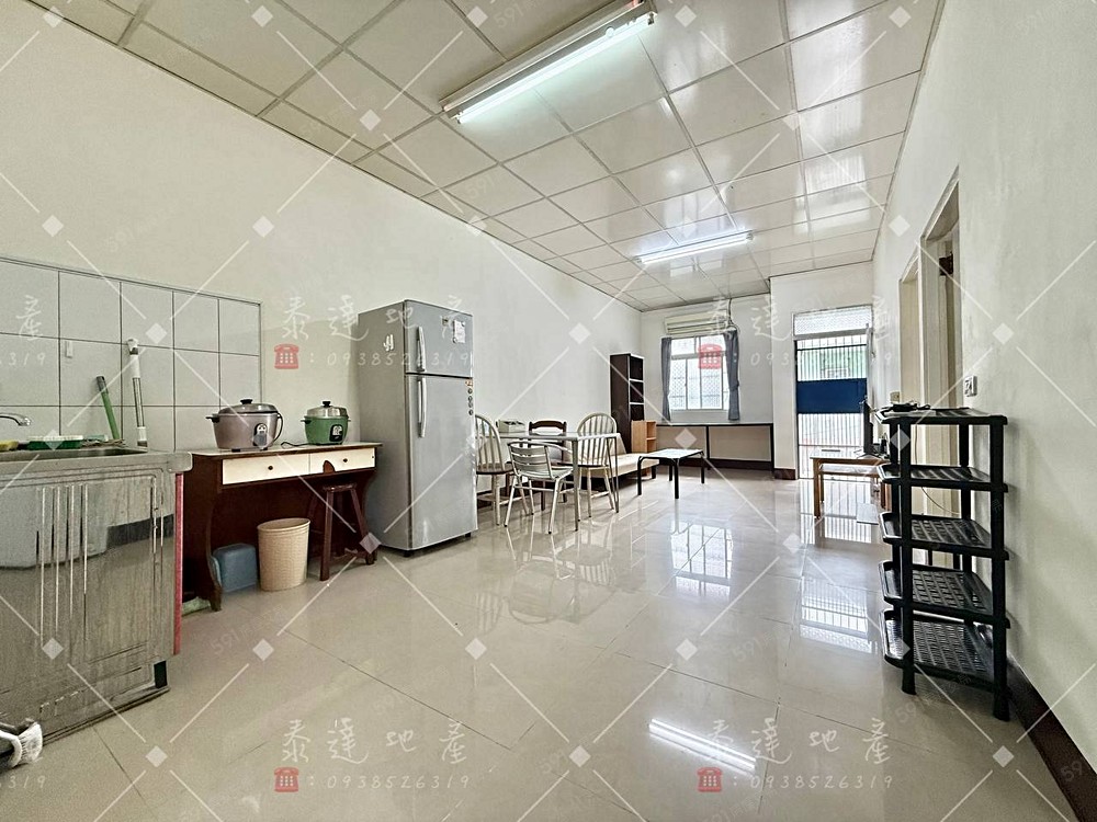 TD💫西屯✨重新裝潢✨逢甲商圈✨完善機能✨一卡🧳直接入住 - Image 1