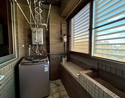 精華地段｜竹城東京三房車位✨ - Image 12