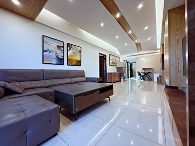 【楓樹重劃區｜綠地質感裝潢3+1房雙平面車】