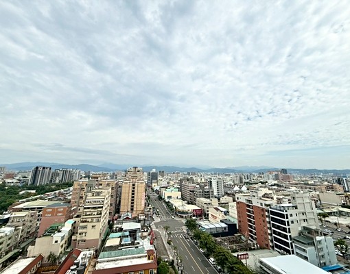 🔥可租補~傢具可談★絕美景觀★超大兩房休旅車位🔥 - Image 8