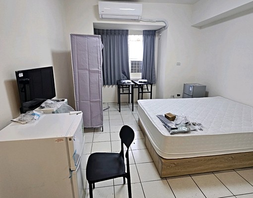 中原全配電梯大套房 - Image 4