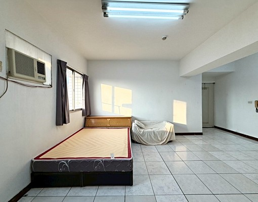 🔥可租補可貓★最強一中商圈★景觀電梯超大套房🔥 - Image 6