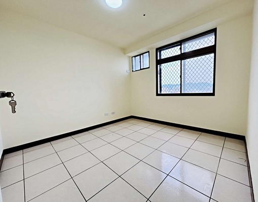 🔥可租補~大里x霧峰★景觀大三房+車位★室內28坪🔥 - Image 12