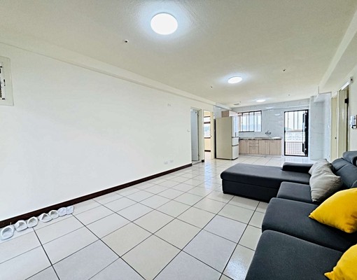 🔥可租補~大里x霧峰★景觀大三房+車位★室內28坪🔥 - Image 2