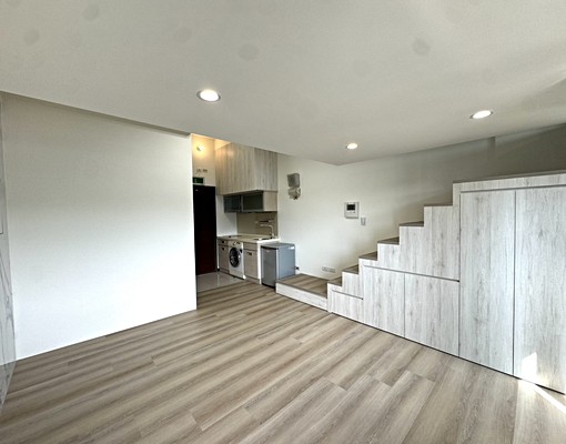 昆陽站挑高小豪宅出租 - Image 6