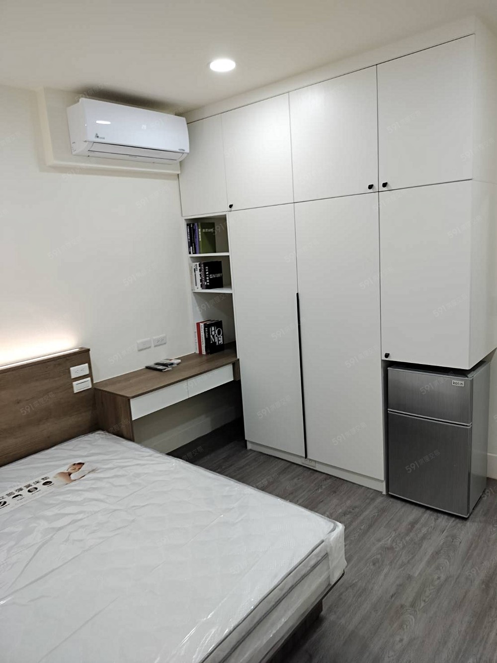 獨立衛浴/成泰路一段/6.0坪/一年起租 - Image 1