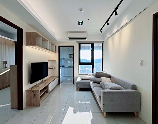 【中信戴戴】捷仕堡高樓層美宅，租金含車含管{可養貓} - Image 1