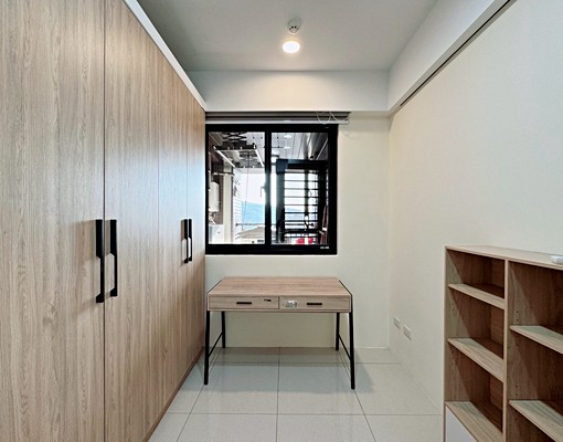 【中信戴戴】捷仕堡高樓層美宅，租金含車含管{可養貓} - Image 3