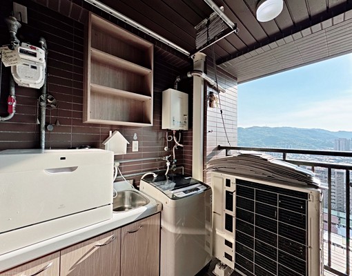 【中信戴戴】捷仕堡高樓層美宅，租金含車含管{可養貓} - Image 6