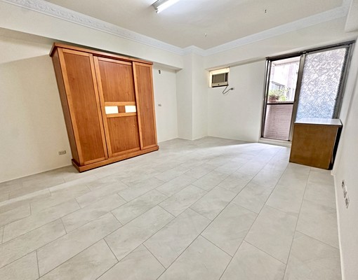 中山醫|工學商圈✨大三房✨可租補可入戶籍 - Image 1