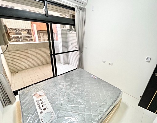 中區📍成功路✔可申請租補大大大陽台 - Image 4