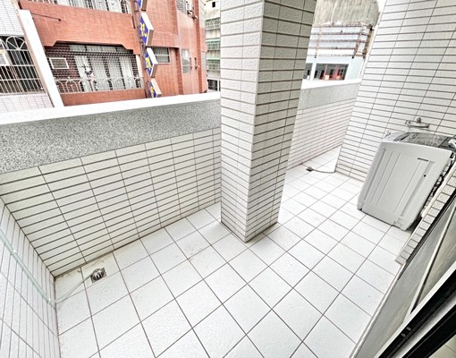 中區📍成功路✔可申請租補大大大陽台 - Image 8