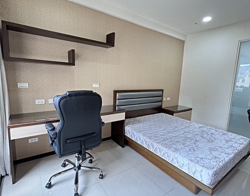 獨立套房|有陽台採光佳|有車位可租補 - Image 4