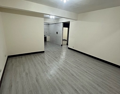 🏡板橋三民路生活圈｜公寓四樓三房兩廳一衛｜全新裝潢可租補 - Image 1