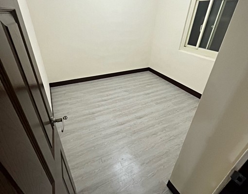 🏡板橋三民路生活圈｜公寓四樓三房兩廳一衛｜全新裝潢可租補 - Image 5