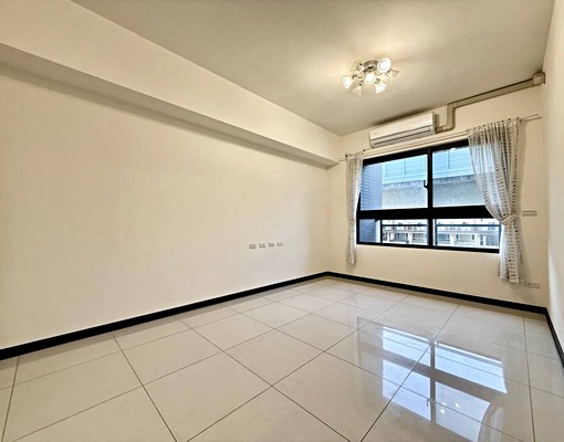 王室🥇超大玄關、露臺✨近74🉑租補🉑戶籍🉑貓 - Image 5