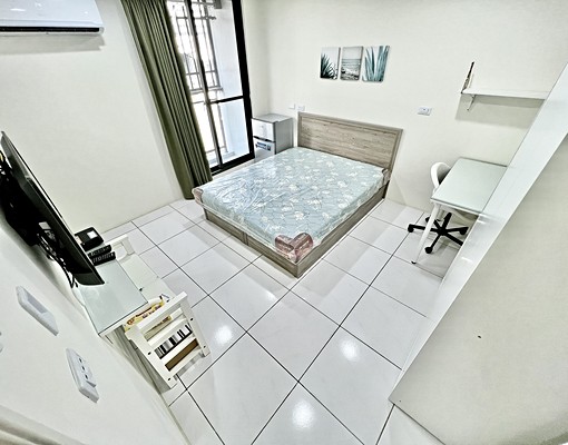 近中山醫✨白色系裝潢✨陽台獨洗曬✨電梯秒殺套房 - Image 2