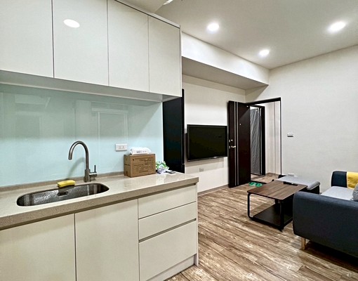 捷運忠孝敦化🚉可租補✅超大空間😍包水、網路、第四台😍 - Image 3