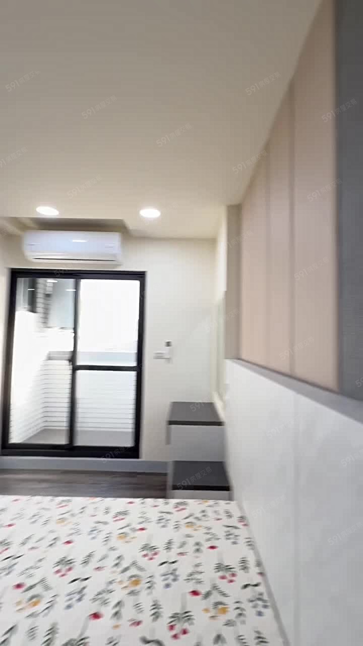 🏡經貿新蓋電梯套🌟可租補🌟陽台獨洗🌟可貓🌟大空間 - Image 1