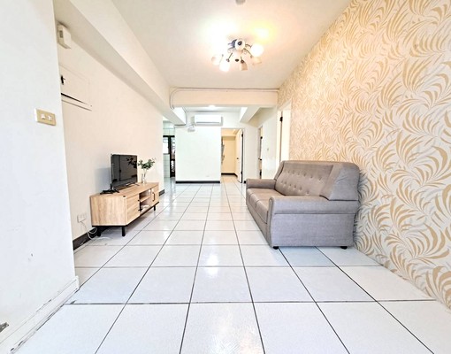 社區管理🧡家具電全配💜平車另計💙租補✅戶籍✅ - Image 3