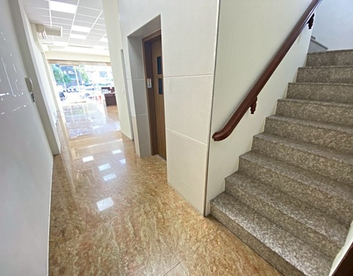 正忠勇路｜1-5樓透天店面｜近百坪室內空間｜附電梯｜誠可議 - Image 7