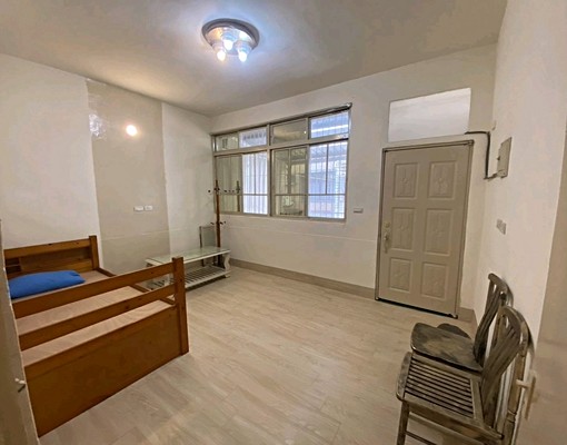 油廠國小捷運站3分鐘(機車)~翻新舒適透天 - Image 12