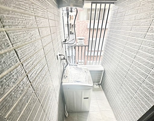 近中國醫💕租屋補助✅機車位✨陽台獨洗曬✨流理臺✨整棟新蓋 - Image 9