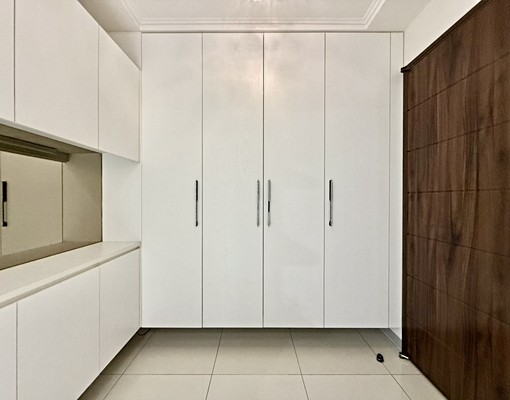 超美三房平車🔥高樓景觀戶🔥美裝潢家具全配🔥變頻冷氣 - Image 3