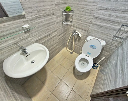 近草漯工業區/獨立陽台.洗衣機/電梯/機車位 - Image 7