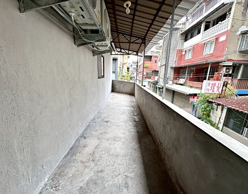 忠孝敦化🌟免爬高全新裝潢🌟獨洗曬可炊🌟採光通風 - Image 11