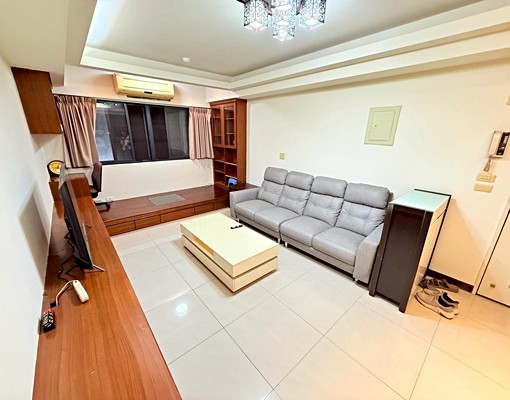 七期市政府捷運大遠百💖可租補戶籍超美大兩房💖傢俱電全 - Image 1