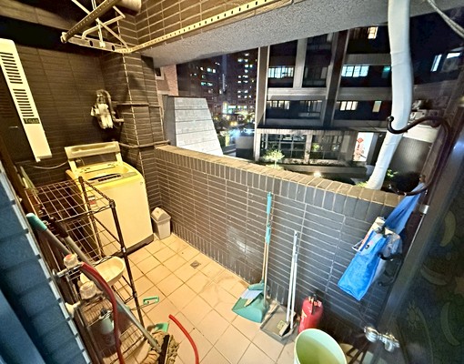 七期市政府捷運大遠百💖可租補戶籍超美大兩房💖傢俱電全 - Image 11