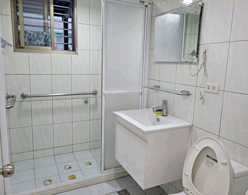 泰山明志路麥當勞美福堡，15坪大露台 - Image 2