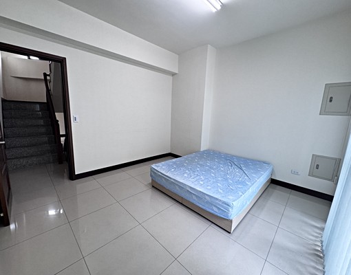 神岡整棟頂樓大露台戶✅租補✅雙平車位✅戶籍✅間間開窗 - Image 11