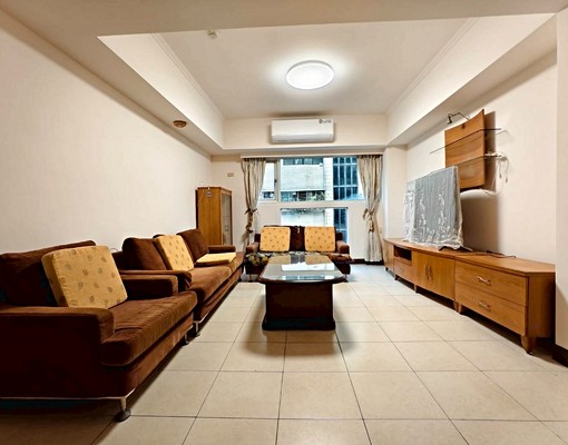 出租🌟新店祝你幸福三房車位✨央北團隊郁淇 - Image 1