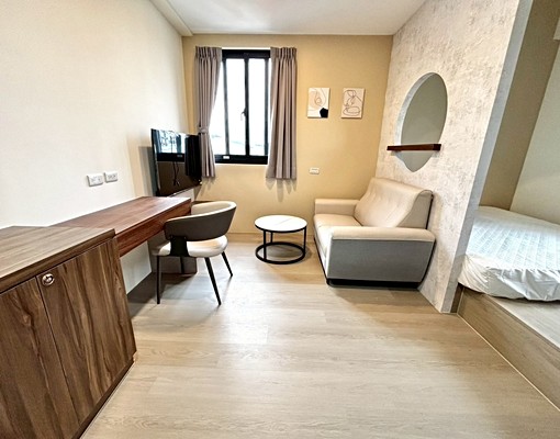 全新完工🔥電梯🔥可雙租補🔥超強採光🔥子母車🔥機車位 - Image 2