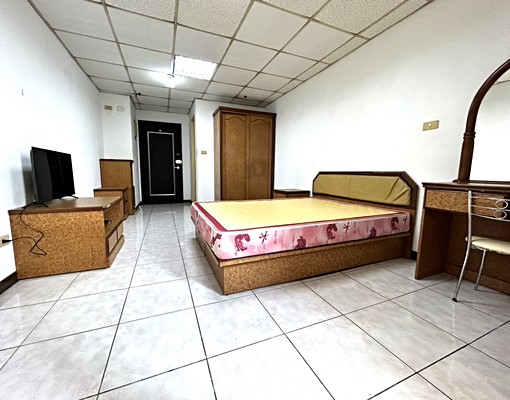 租補電梯陽台套房【台電獨洗曬】鄰美術館.向上路.五權路商圈 - Image 5