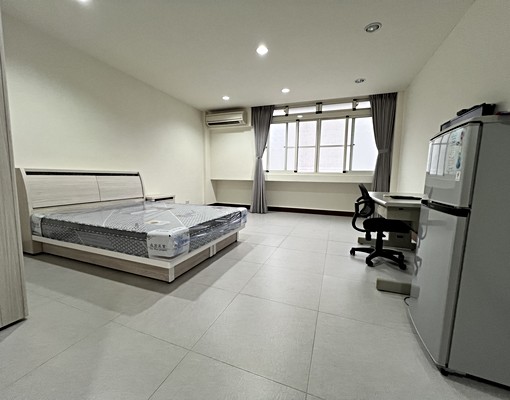 【左營立大路|超寬敞!舒適透天分租套房|可租補】 - Image 1