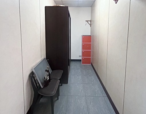 臨路透天可租補/可神明廳 - Image 5