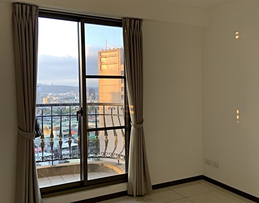 府中捷運電梯優質社區高樓層邊間面靜巷方正三房前後陽台 - Image 3