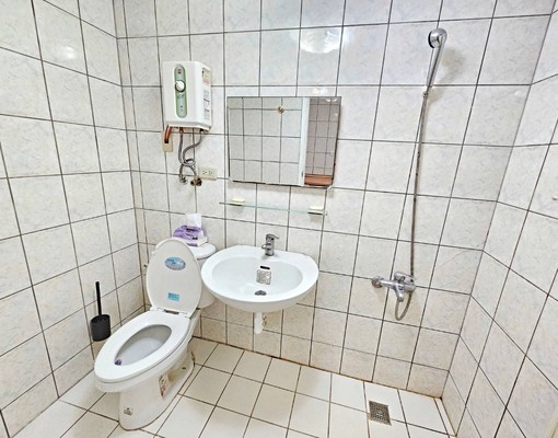 睿達🏠精武車站電梯獨立套房🏠可租補免仲介費🏠台水台電 - Image 5