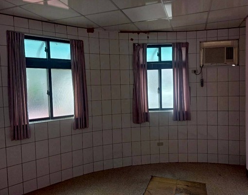 稀有釋出!淡水水源街4樓公寓出租,送頂樓空間超值又實用 - Image 7