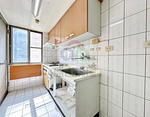 中科大俊國，漂亮簡配採光三房+機上車位，禁菸、寵 - Image 4