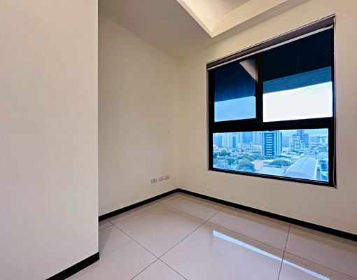 可租補報稅‼️捷運6分鐘🛵含車位✨裝潢新✨格局方正包裹代收 - Image 7