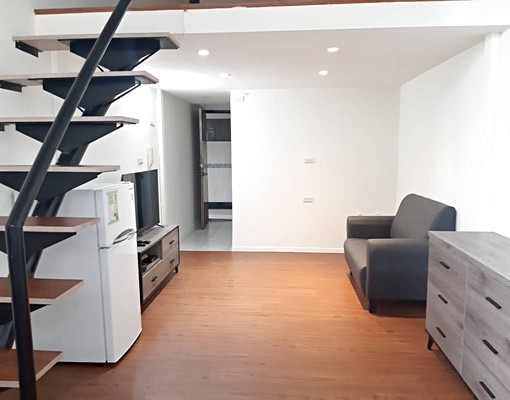 火車站旁翻新樓中樓套房,地點絕佳屋況超美 - Image 5