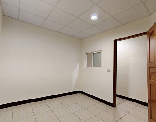 三重國小捷運站~黃金2樓兩房廳美宅 - Image 9